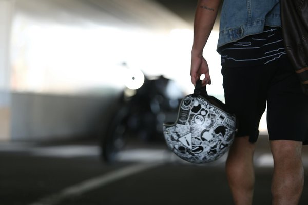 Comment les technologies de prévention de collision avec reconnaissance des piétons augmentent-elles la sécurité en ville?