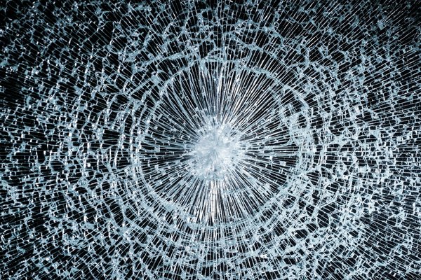 Sinistre bris de glace : vos droits et solutions rapides